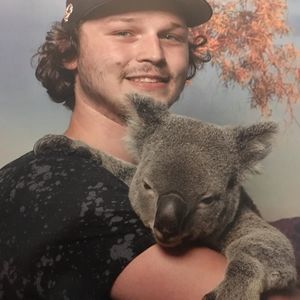 Meet your Posher, Adam